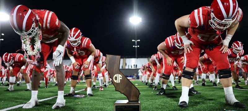 Winning High School Football Players Mater Dei